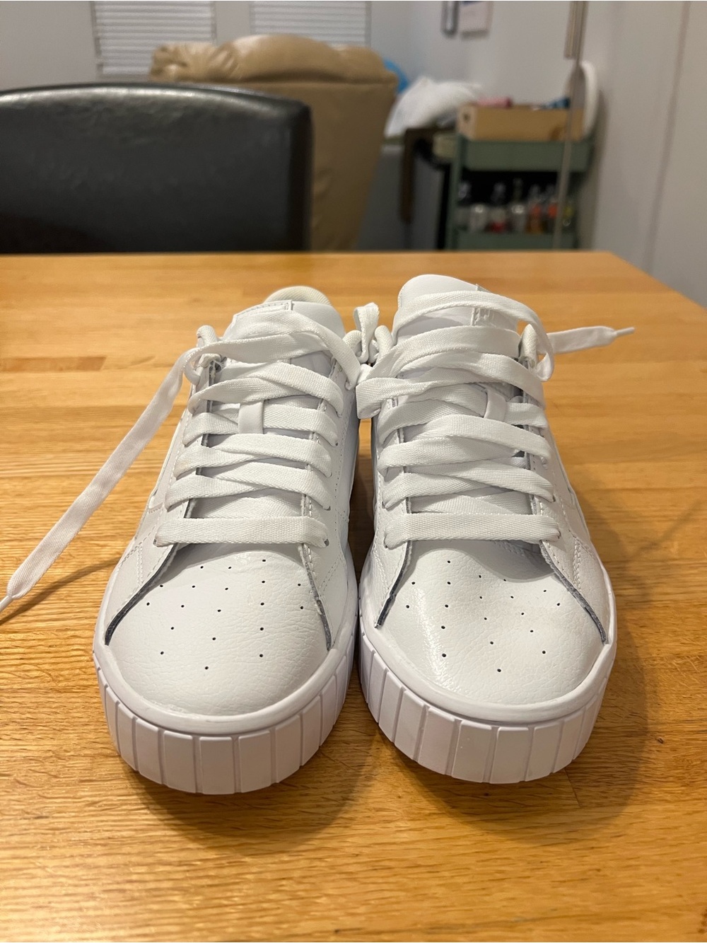 Puma Cali-Style White Kids/Womens Low-Top Sneakers - Picture 3 of 5